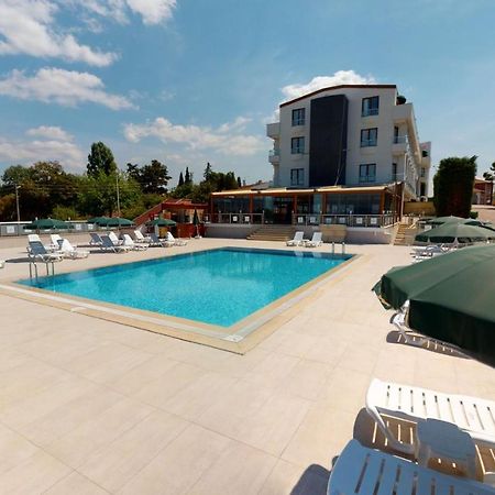 Double Royal Hotel Kocaeli Luaran gambar